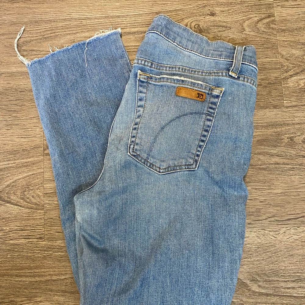 Joe’s Jeans Straight Ankle with Raw Hemline